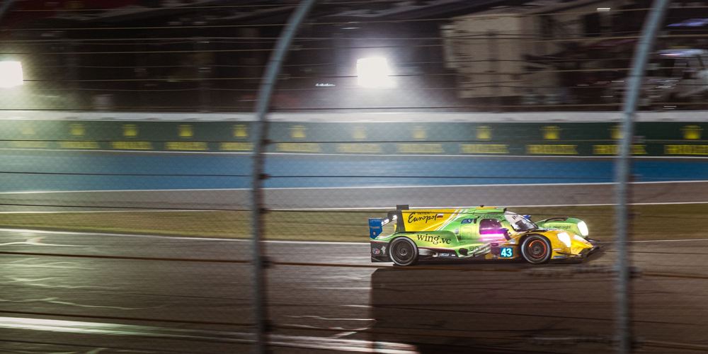 LMP2 · No. 43, Brake light · Night